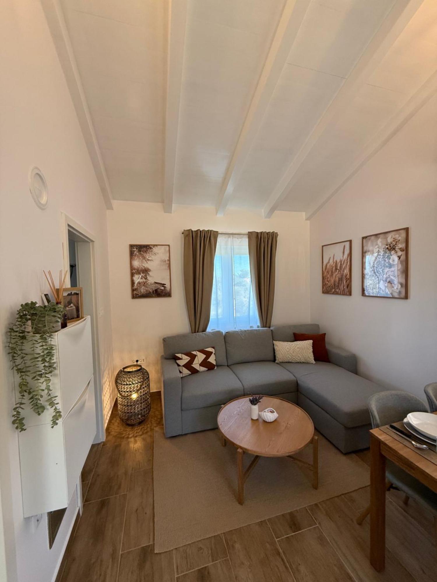 Guest House Lena, Nerezine, Mali Losinj Bagian luar foto