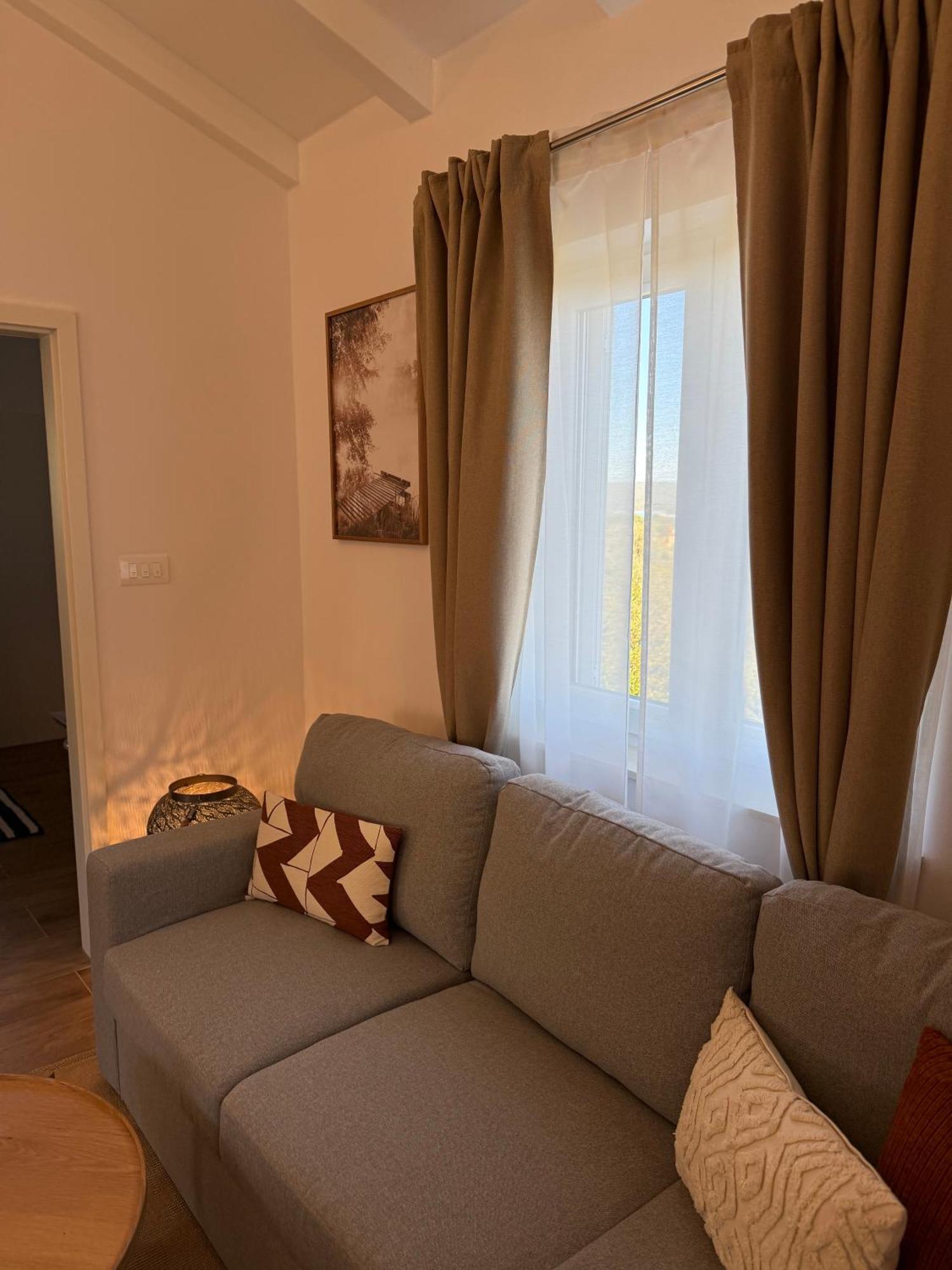 Guest House Lena, Nerezine, Mali Losinj Bagian luar foto