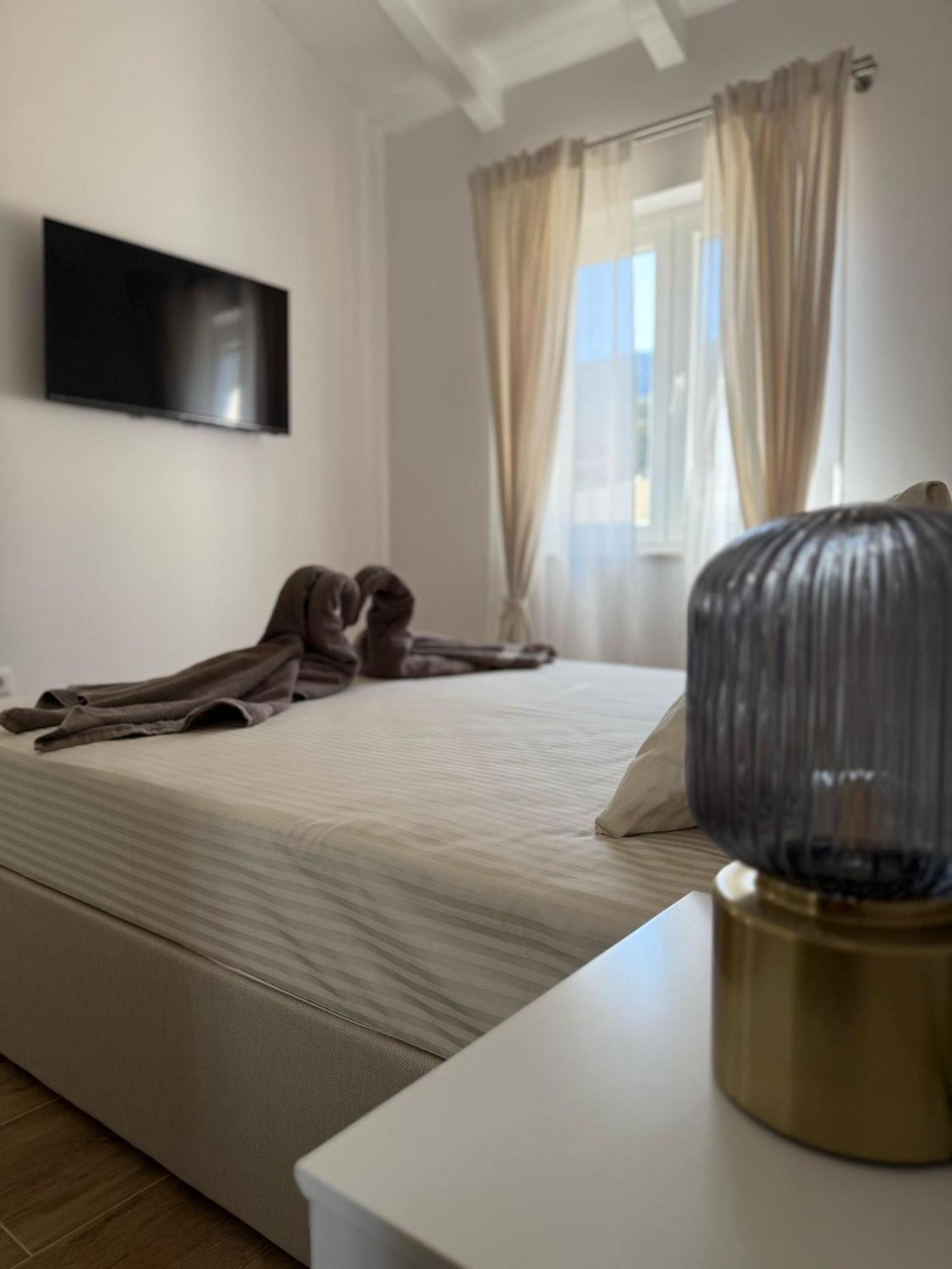 Guest House Lena, Nerezine, Mali Losinj Bagian luar foto