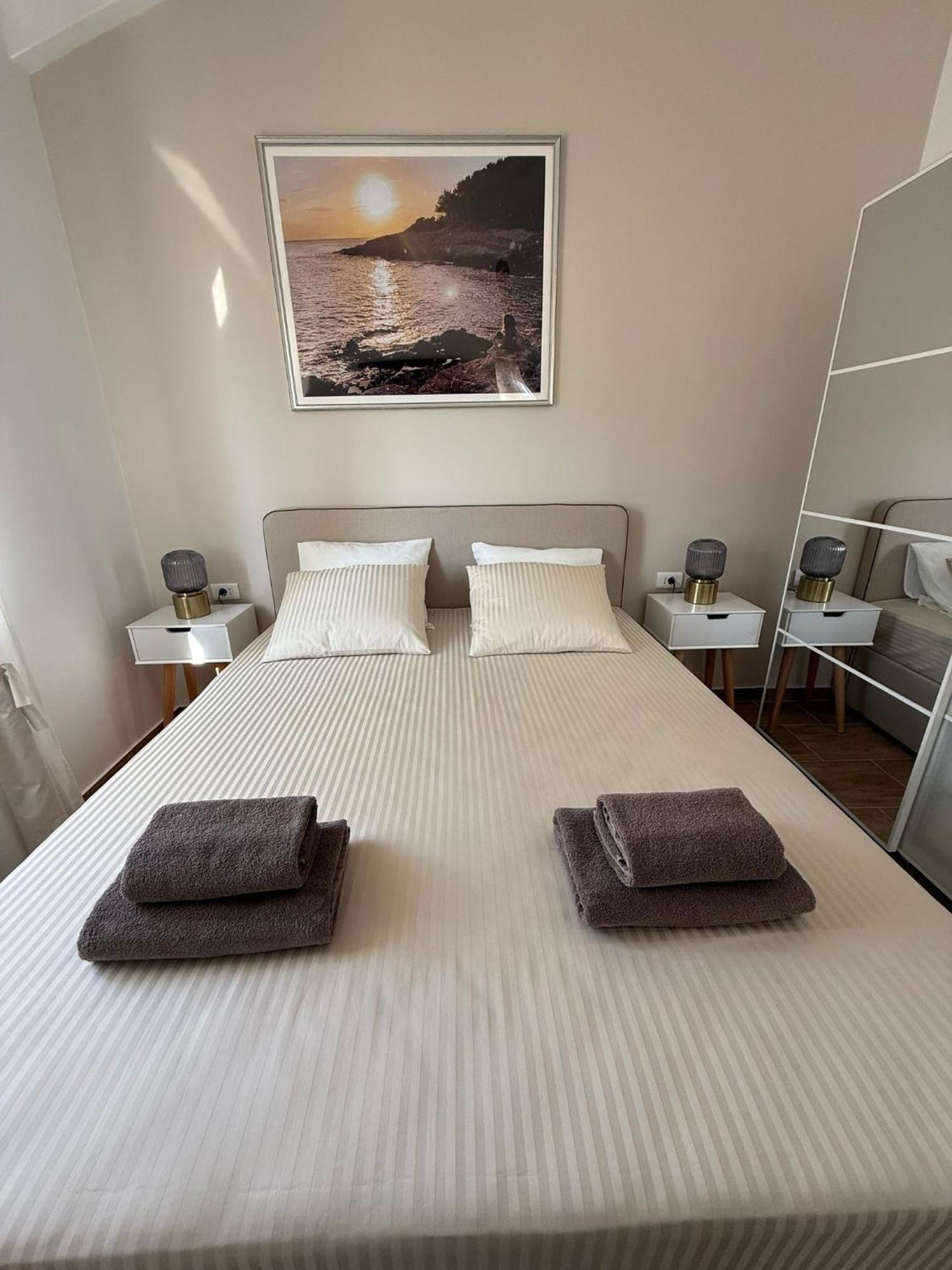 Guest House Lena, Nerezine, Mali Losinj Bagian luar foto