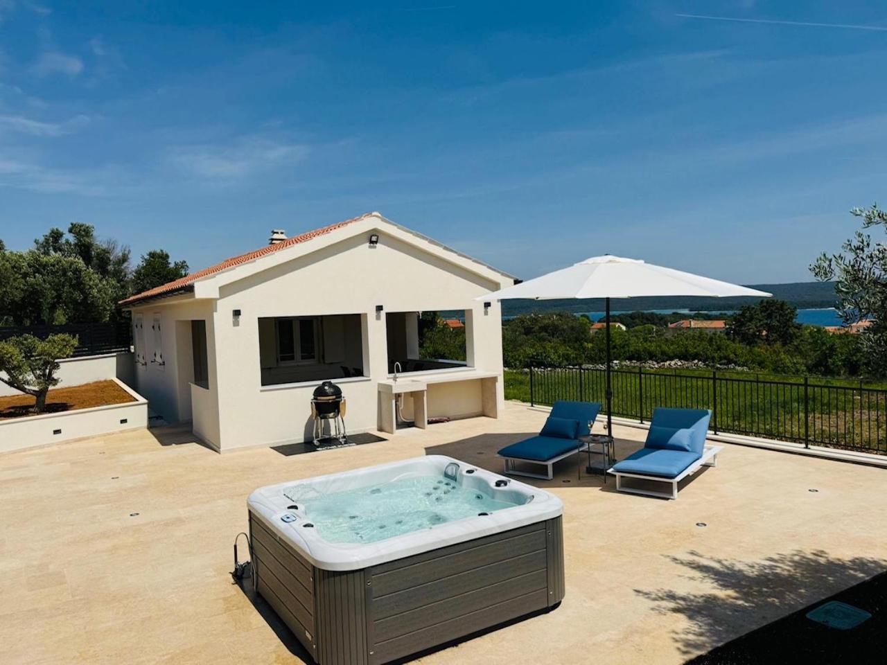Guest House Lena, Nerezine, Mali Losinj Bagian luar foto